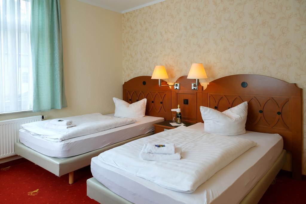 Hotel Goldener Fasan Oranienbaum-Woerlitz Exterior photo